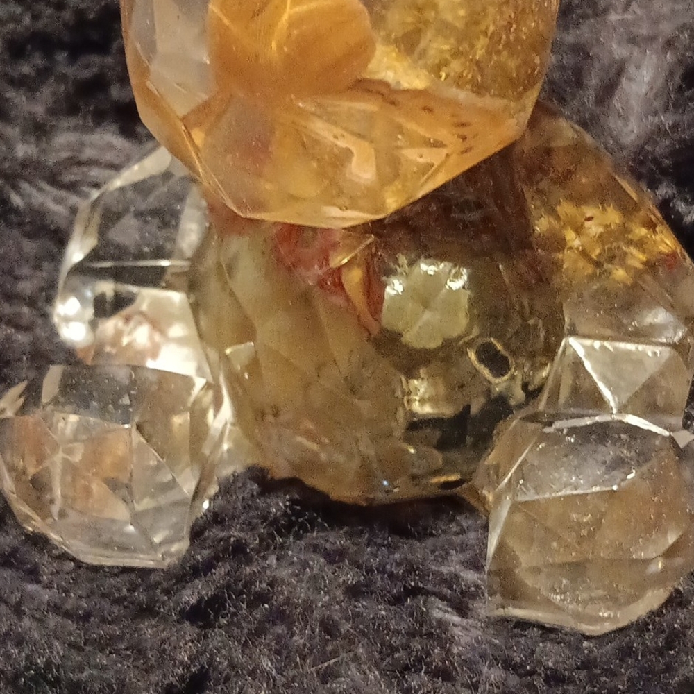 Resin Crystal Boutique And Butterfly Bear Figurine